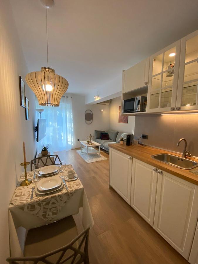 Apartments Fantasia Póla Kültér fotó