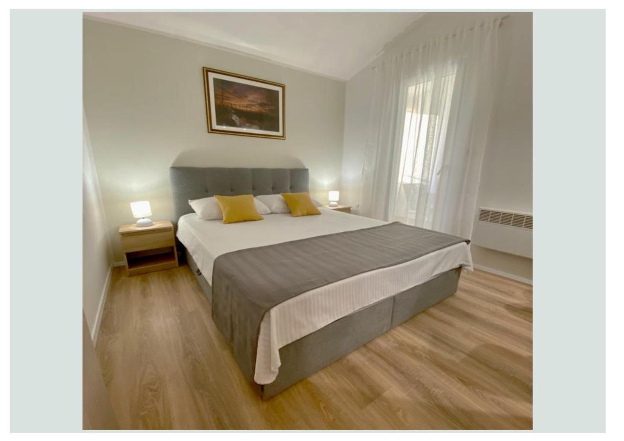 Apartments Fantasia Póla Kültér fotó