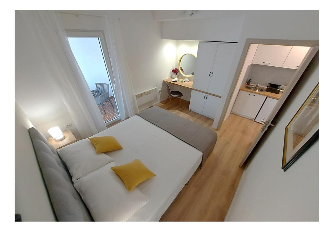 Apartments Fantasia Póla Kültér fotó